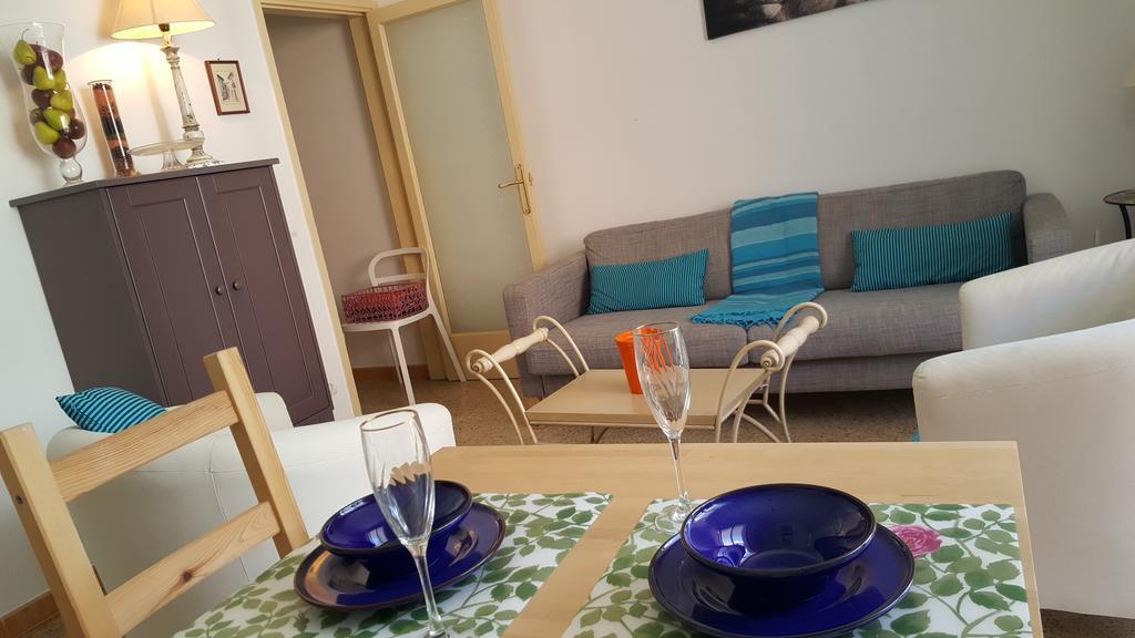 Apartamento Hector En Sitges Bagian luar foto