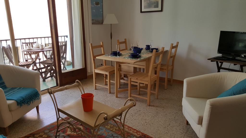 Apartamento Hector En Sitges Bagian luar foto